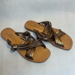 Anthropologie Matisse Mystic Sandals New Silver Bronze Cross Strap